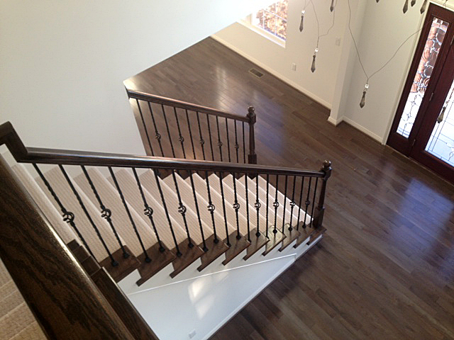 Foyer portion of split staircase